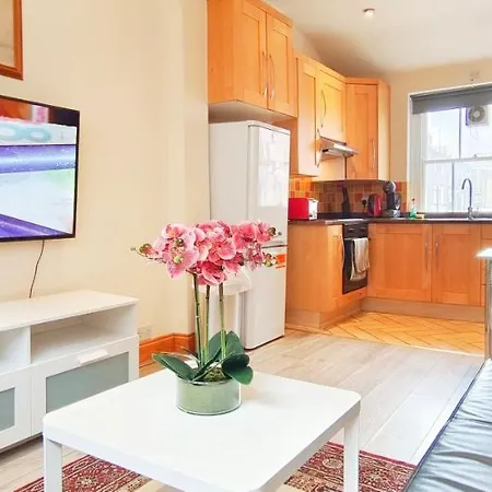 Flat 2, 6 Tauton Mews In Marylebone Apartamento Londres Exterior foto
